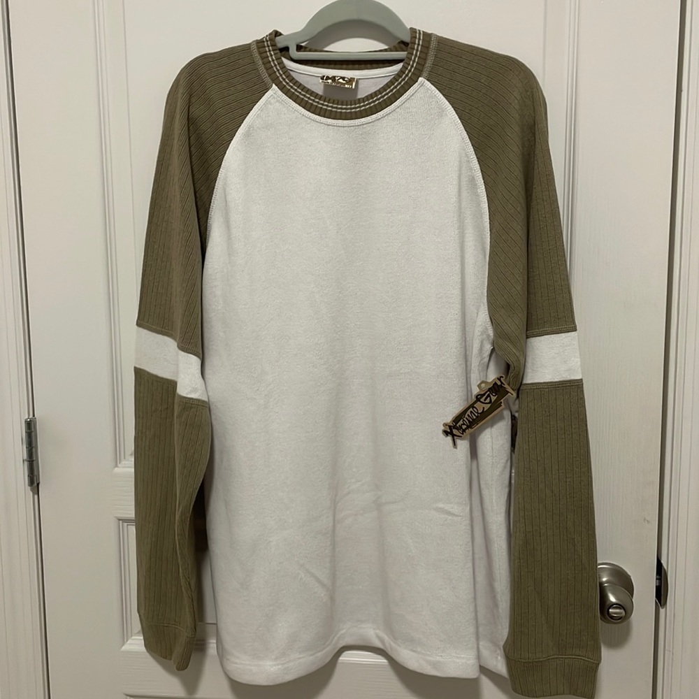 Men’s Light Sweater NWT